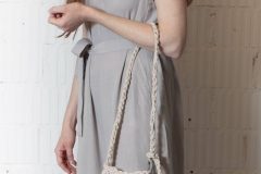 Knit_bag_small_cotton_beige_onmodel2-scaled