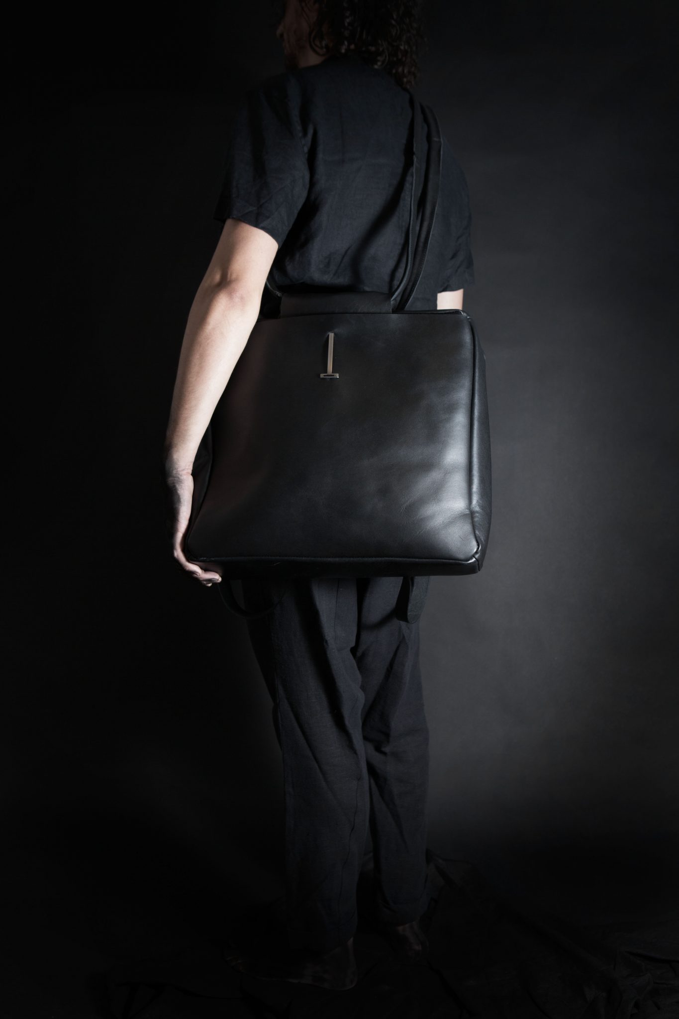 MDK | MONAD BAG black box leather