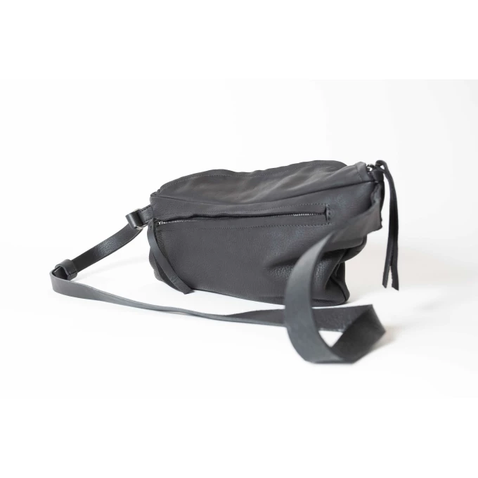 AOM x MDK organic shape fannypack (2 colors / 3 leather qualities available)